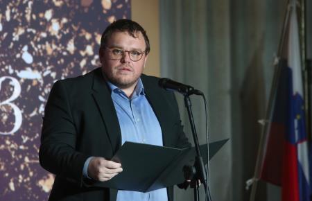 ONA ali ON 60 FOTO LJUBO VUKELIČ